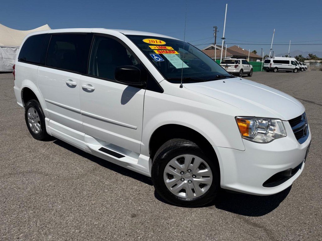 Used 2014 Dodge Grand Caravan SE w/ Quick Order Package 29E SE FWD image 3