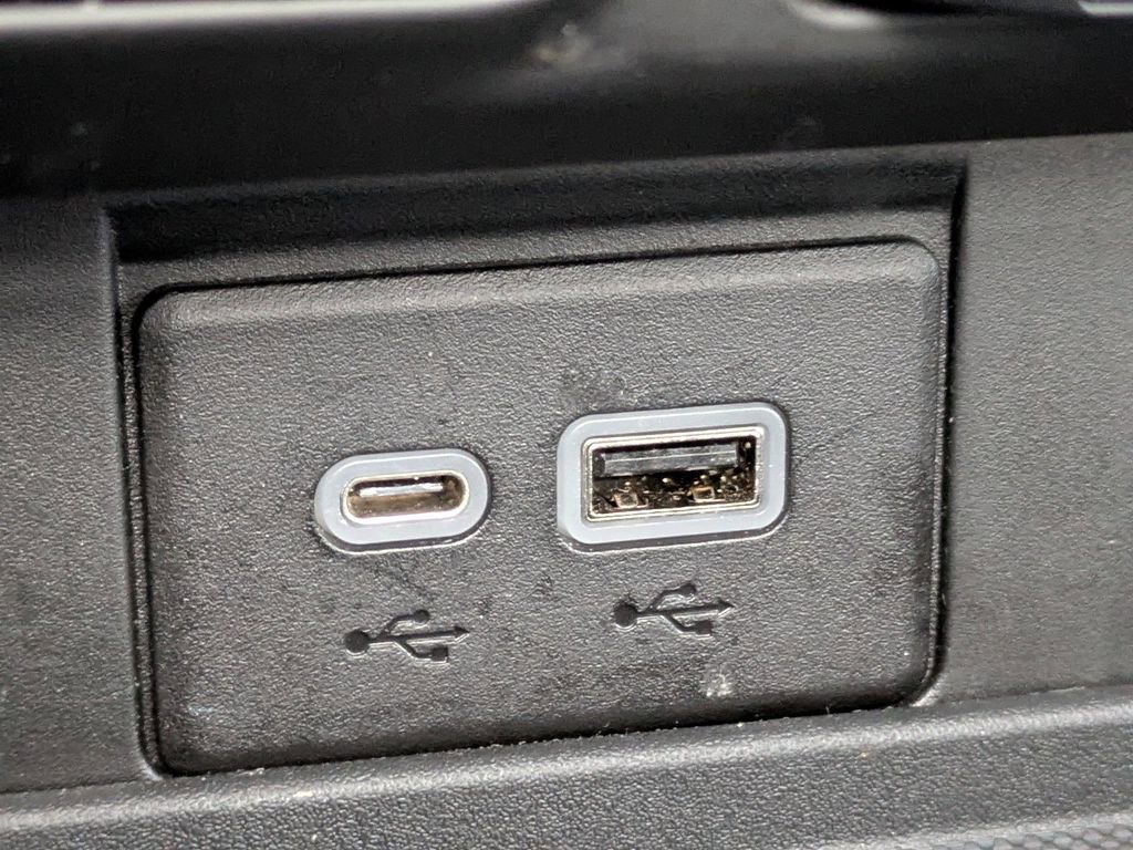 Used 2022 Chevrolet Tahoe RST w/ Sport Performance Package image 25