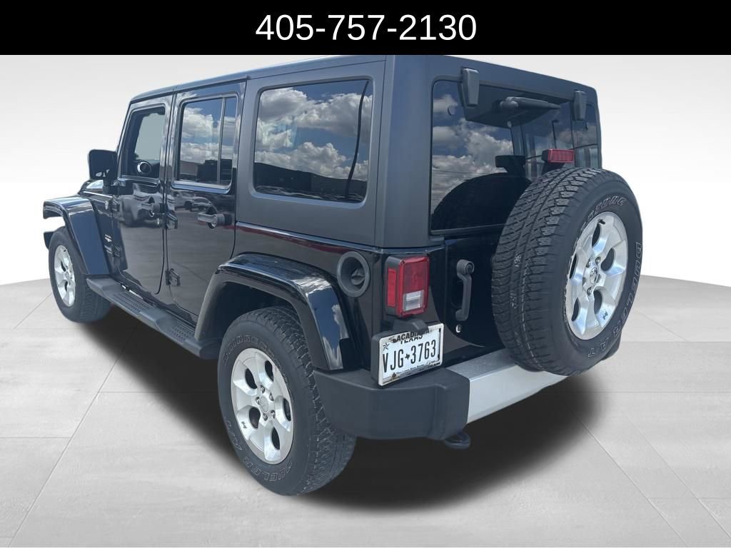 Used 2014 Jeep Wrangler Unlimited Sahara w/ Connectivity Group AWD/4WD image 8