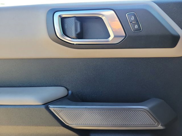 Certified 2023 Ford Bronco Wildtrak image 24