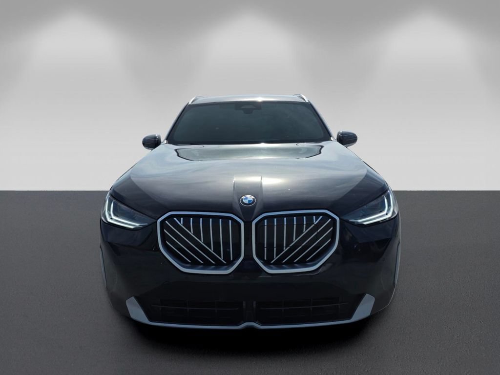 Certified 2025 BMW X3 xDrive30i w/ Convenience Package AWD/4WD image 2