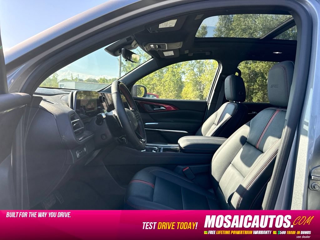 Used 2026 Chevrolet Traverse RS AWD/4WD image 8