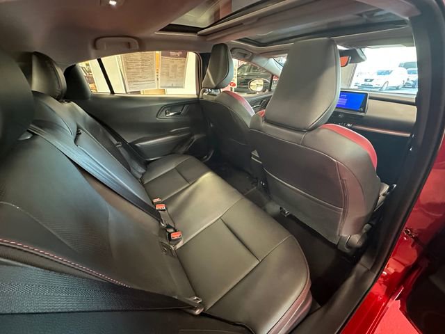 Used 2025 Toyota Prius Plug-In Hybrid FWD image 15