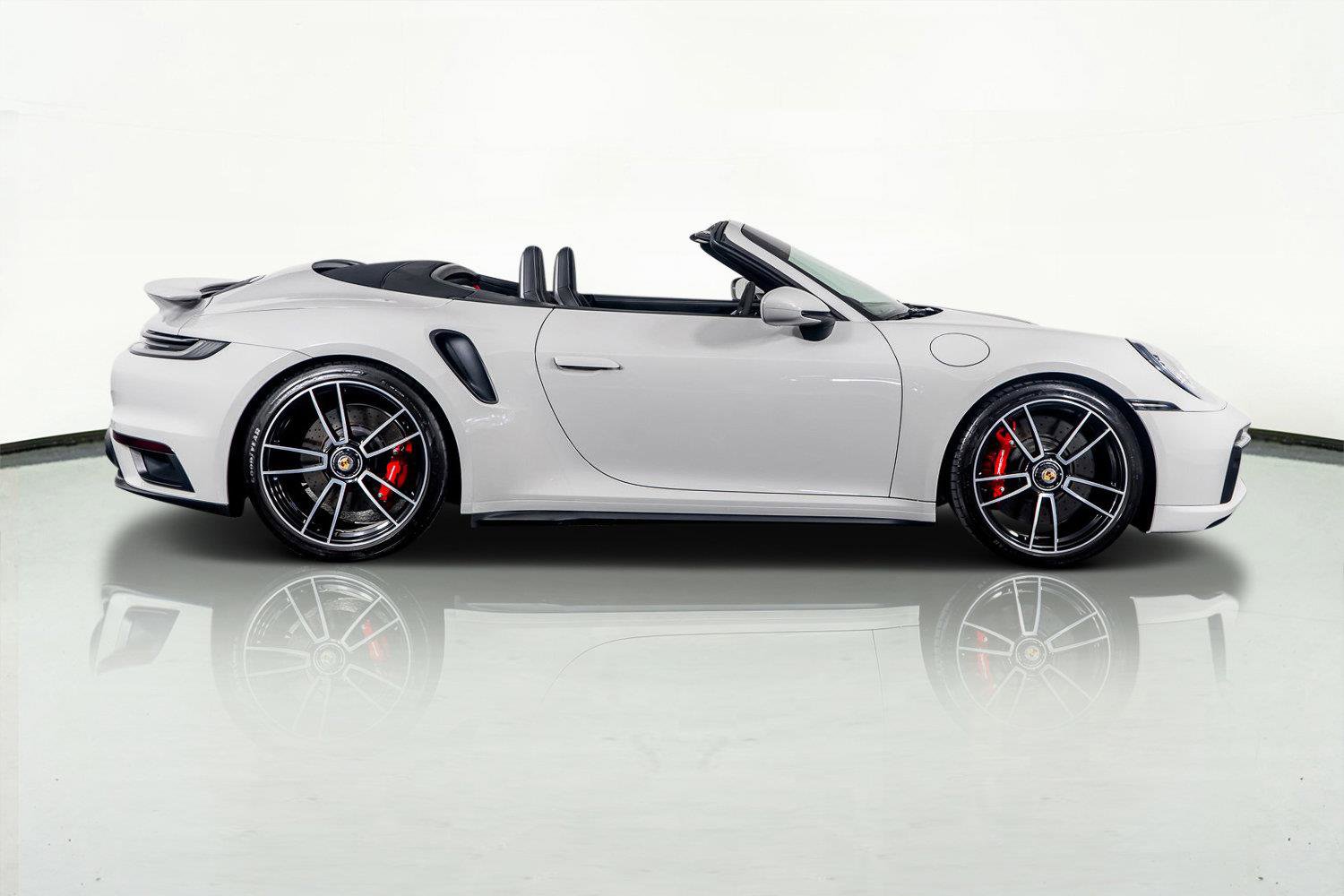 Used 2022 Porsche 911 Turbo AWD/4WD image 6