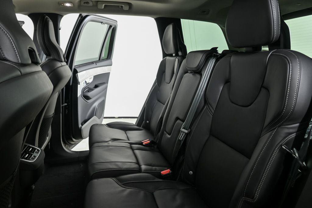 Used 2026 Volvo XC90 B6 Ultra w/ Protection Package AWD/4WD image 22