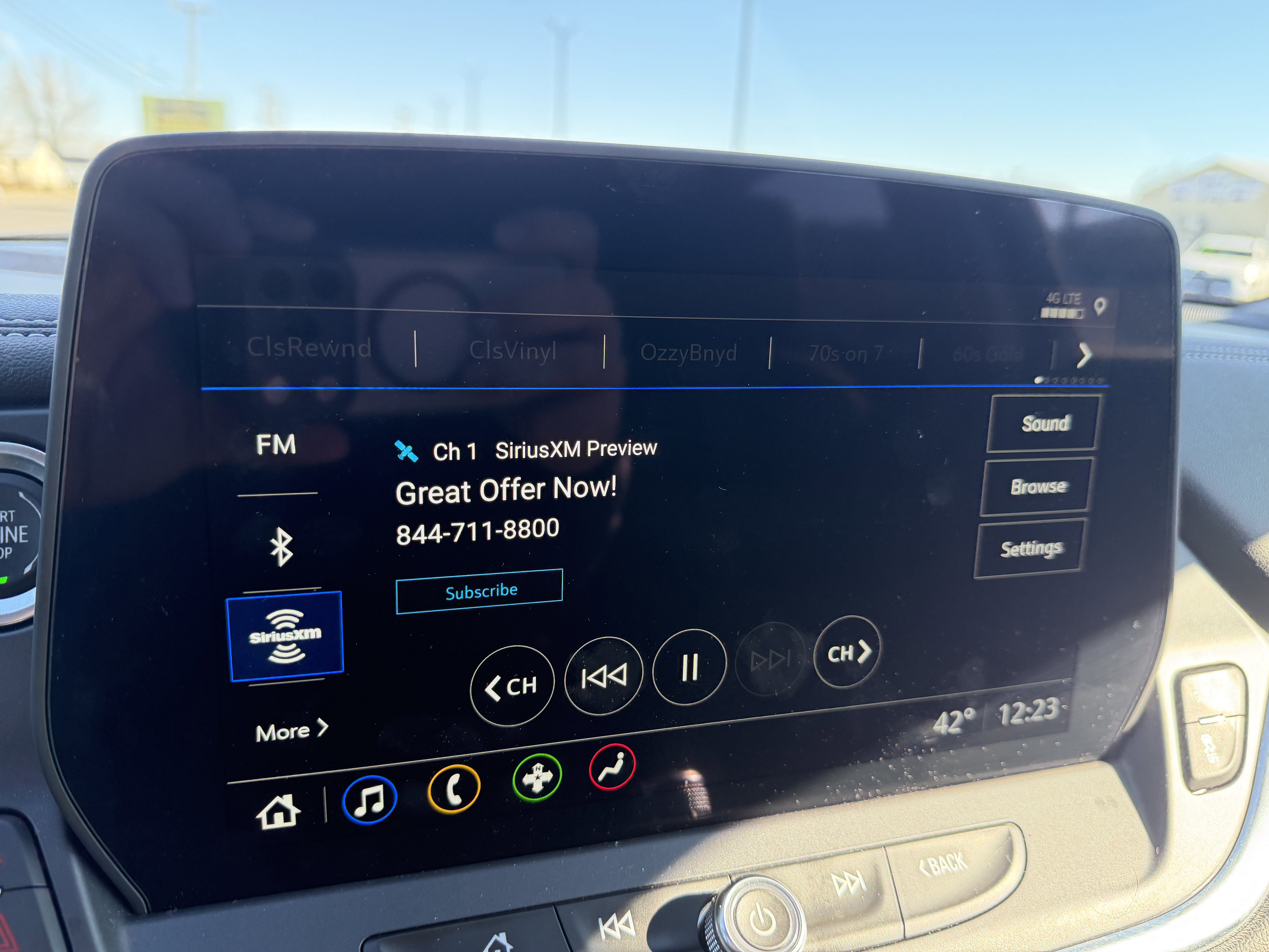 Used 2024 Chevrolet Blazer LT w/ Convenience Package image 19