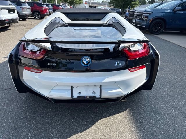 Used 2019 BMW i8 Roadster AWD/4WD image 3