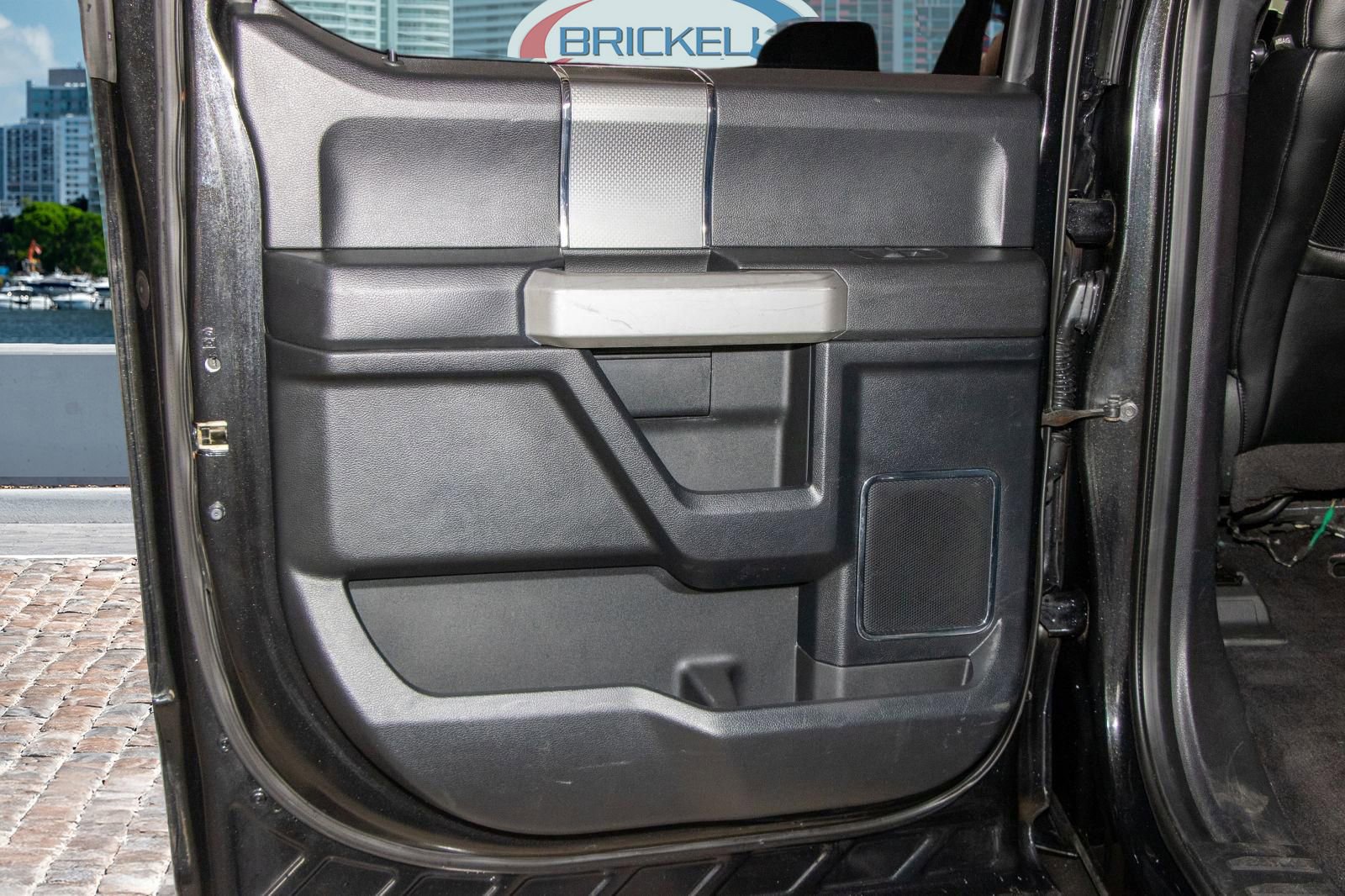 Used 2015 Ford F150 Lariat image 16