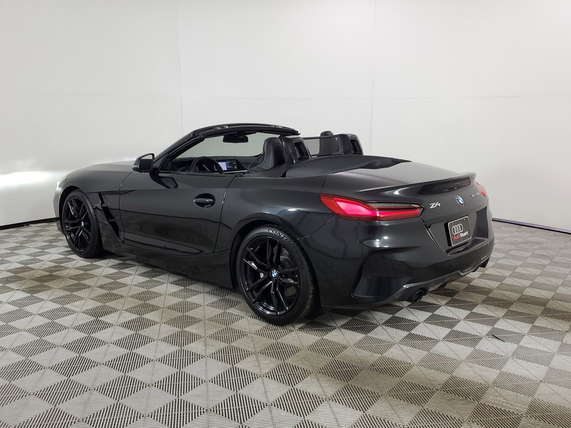 Used 2019 BMW Z4 sDrive30i w/ M Sport Package image 7