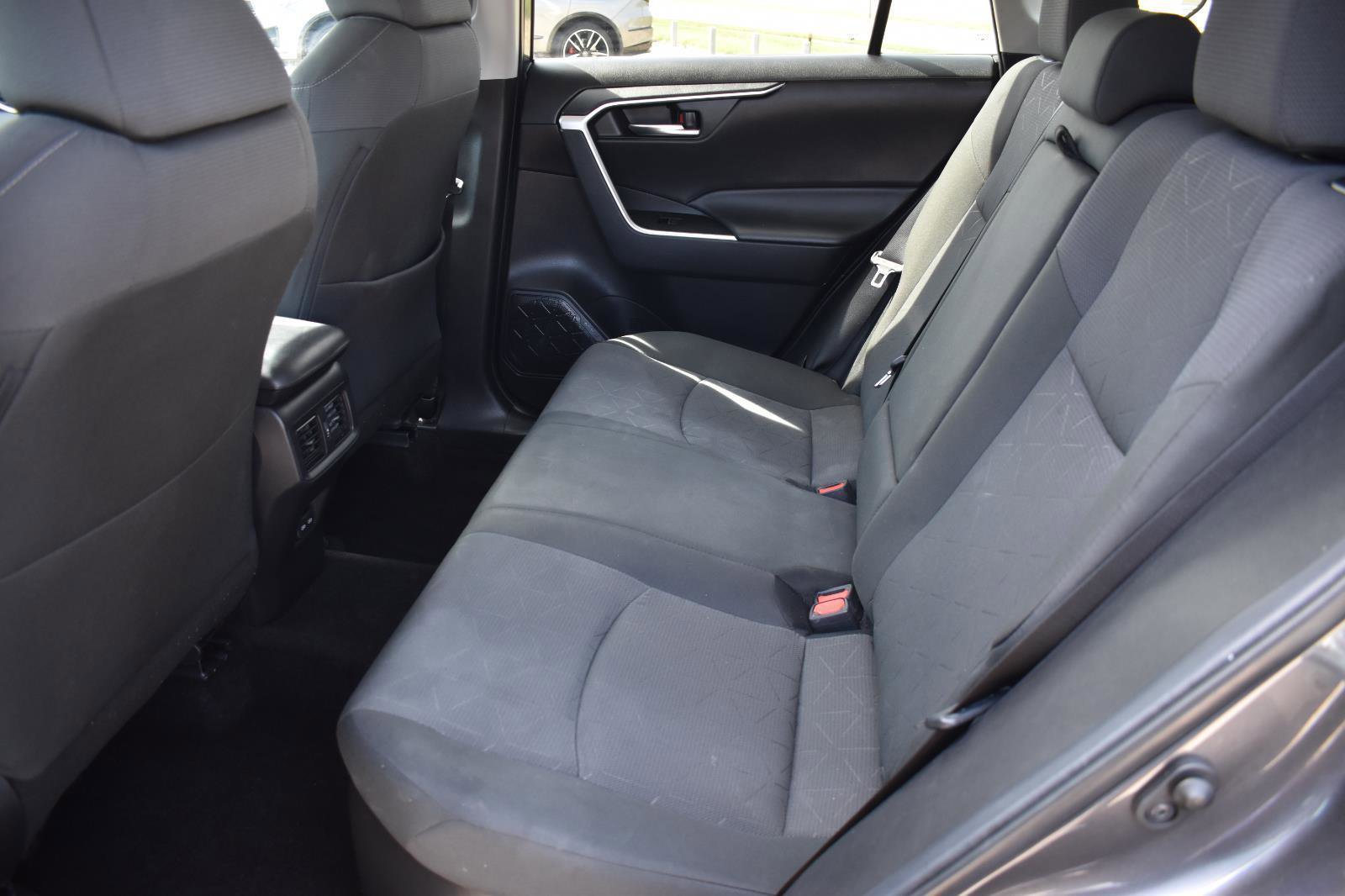 Used 2024 Toyota RAV4 XLE AWD/4WD image 18