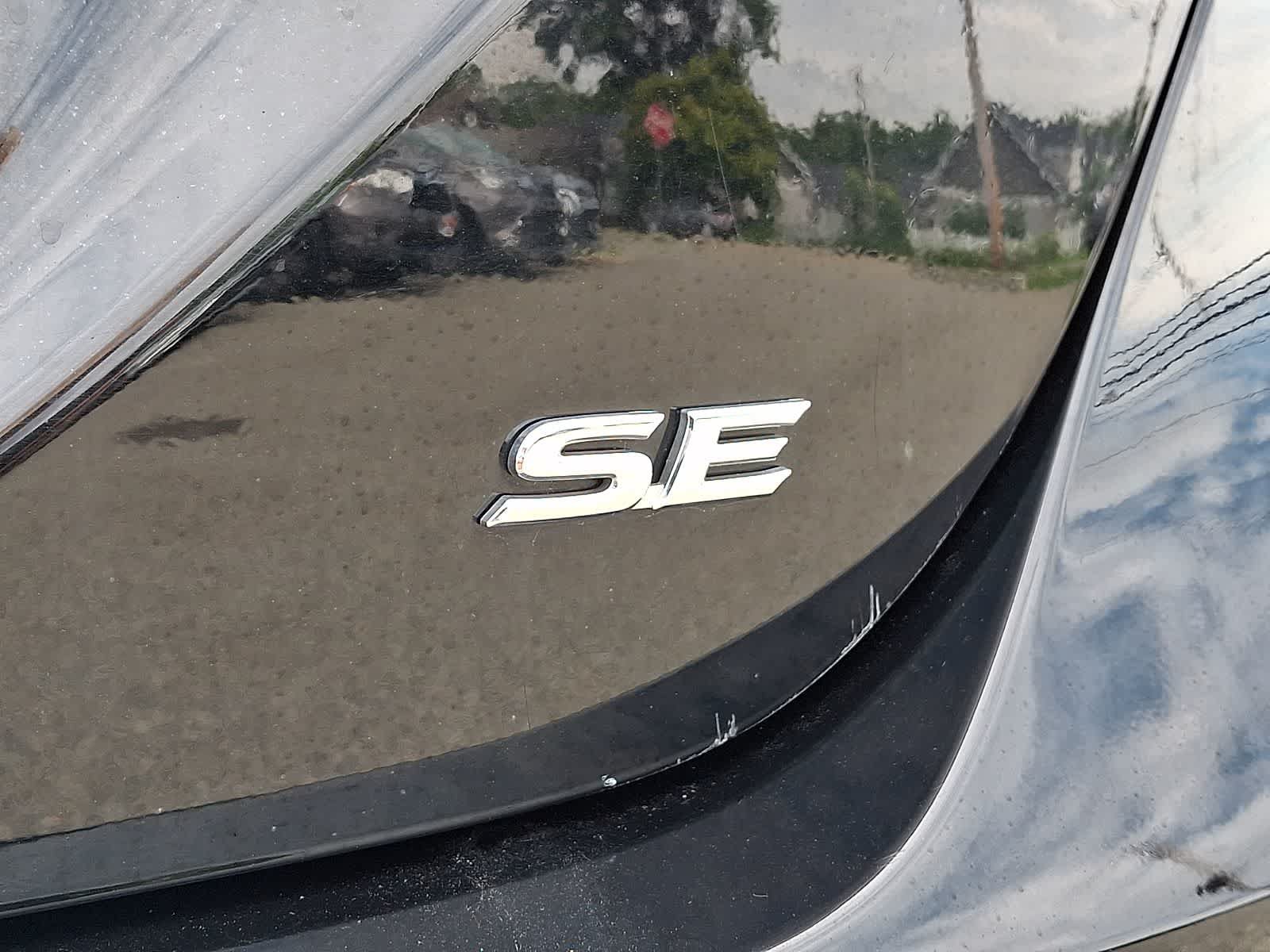 Used 2023 Toyota Camry SE FWD image 31