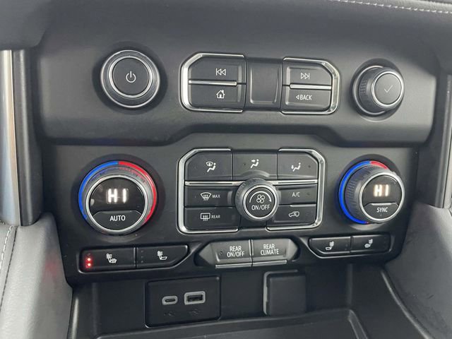 Certified 2024 Chevrolet Tahoe Z71 w/ Luxury Package image 21