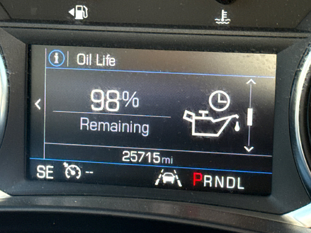 Used 2024 Chevrolet Equinox LT FWD image 30