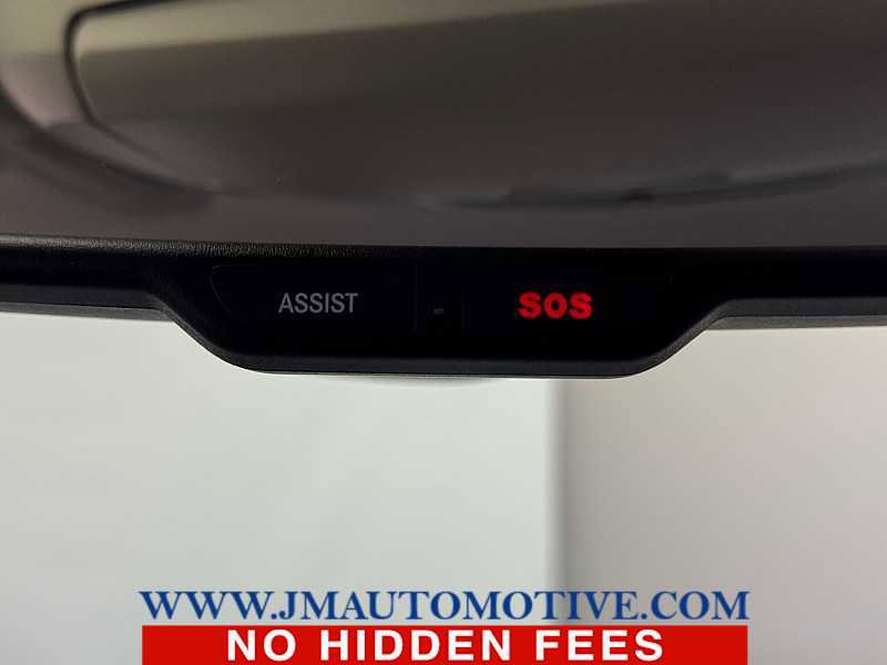 Used 2019 Chrysler 300 Limited image 34