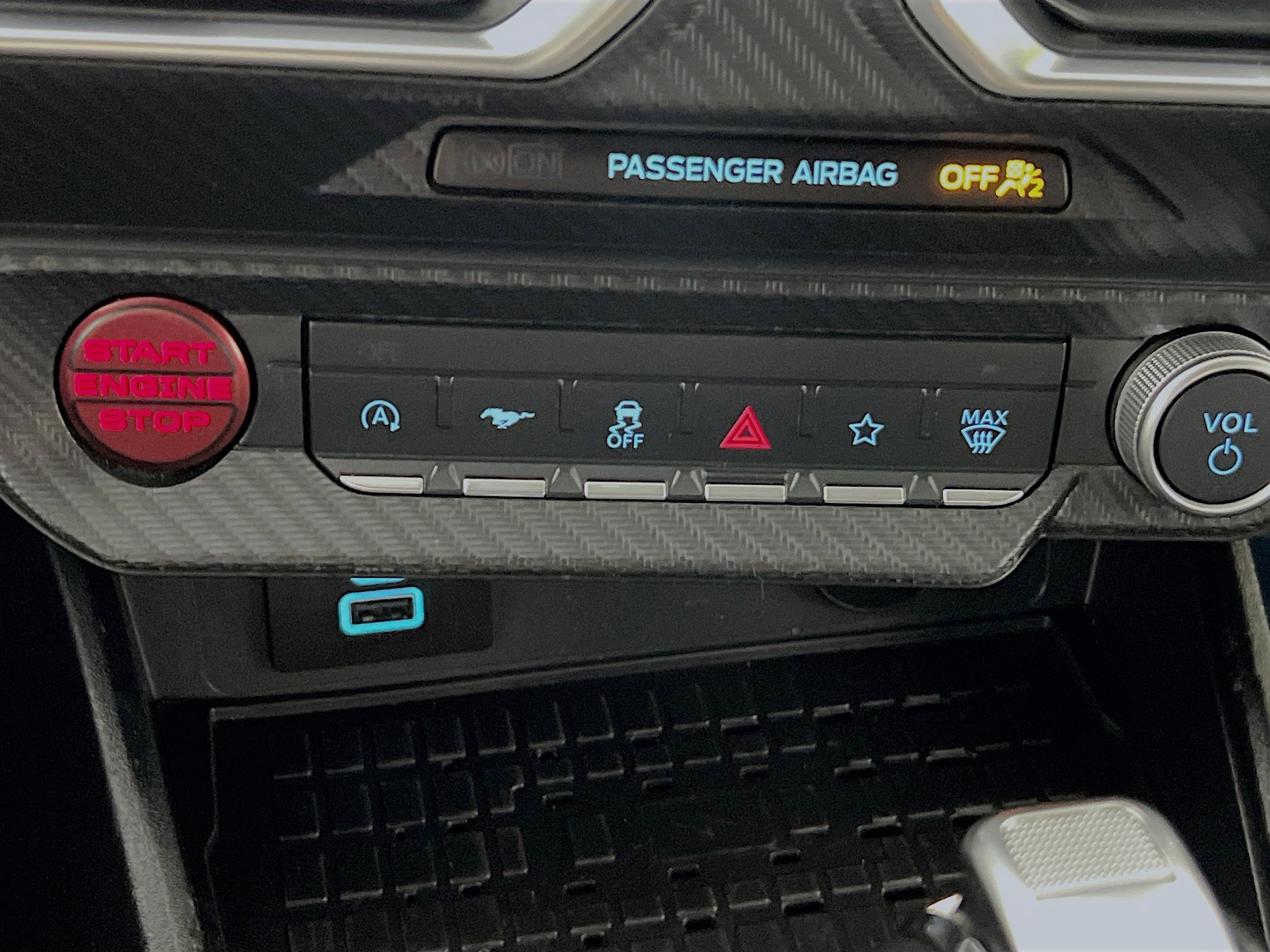 Used 2024 Ford Mustang Premium image 26