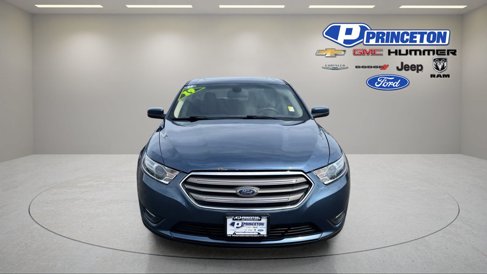 Used 2019 Ford Taurus SEL w/ Equipment Group 201A AWD/4WD image 2