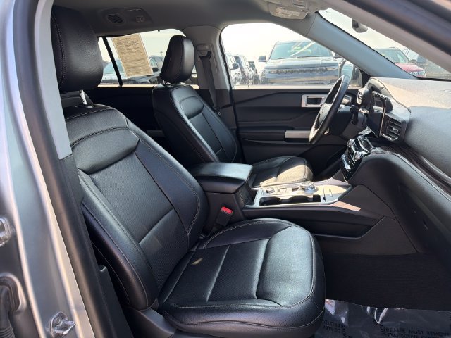 Used 2024 Ford Explorer Limited AWD/4WD image 27