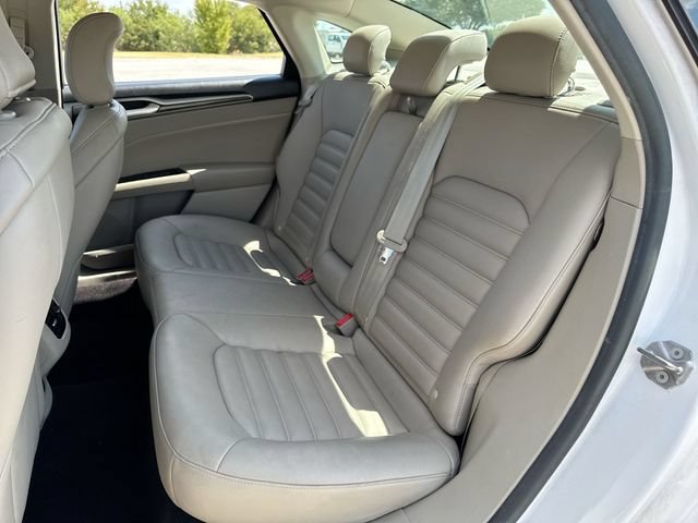 Used 2019 Ford Fusion SEL FWD image 22