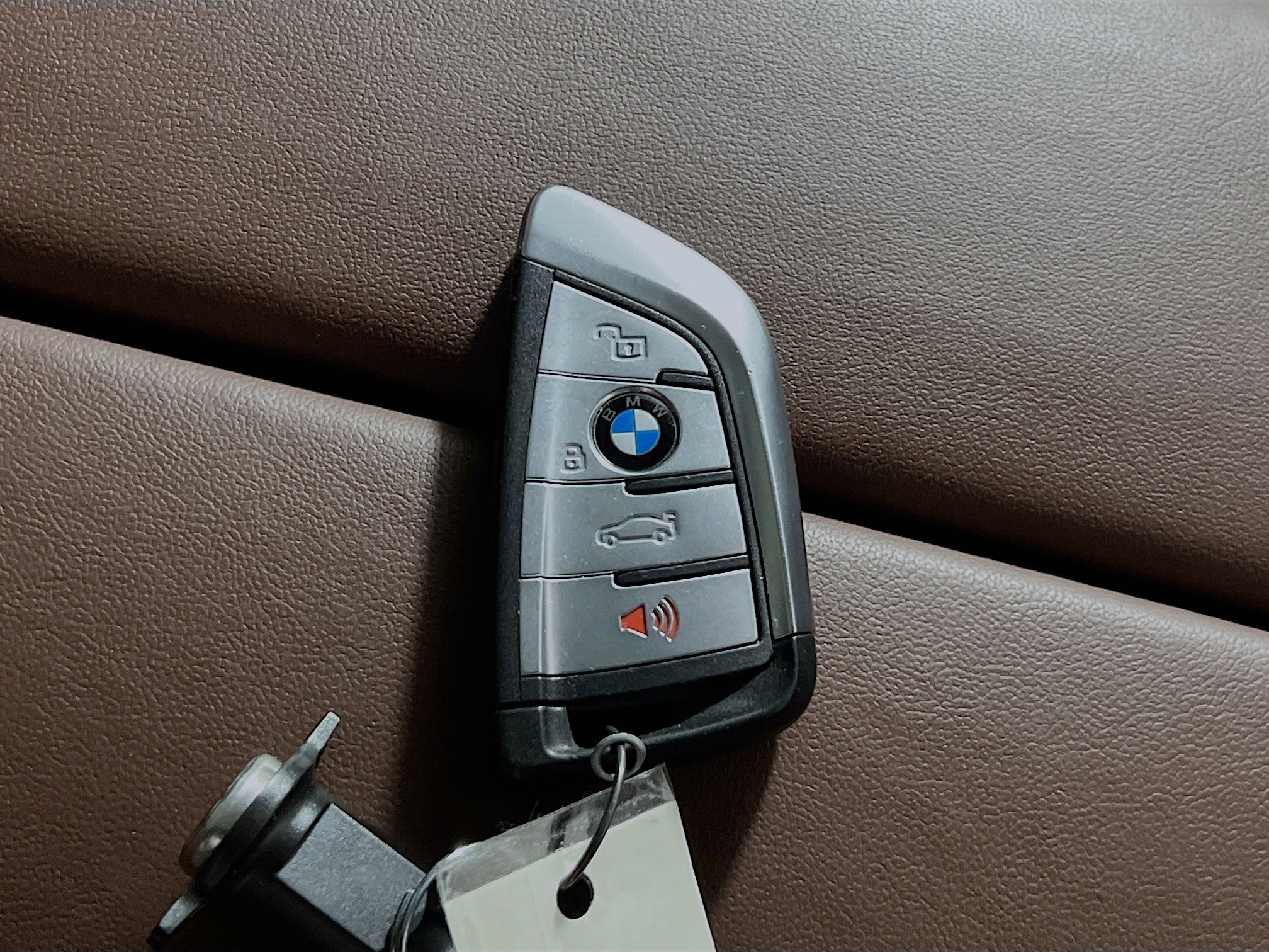 Used 2023 BMW X5 xDrive40i w/ M Sport Package image 36