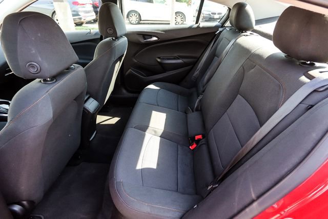 Used 2018 Chevrolet Cruze LS FWD image 36