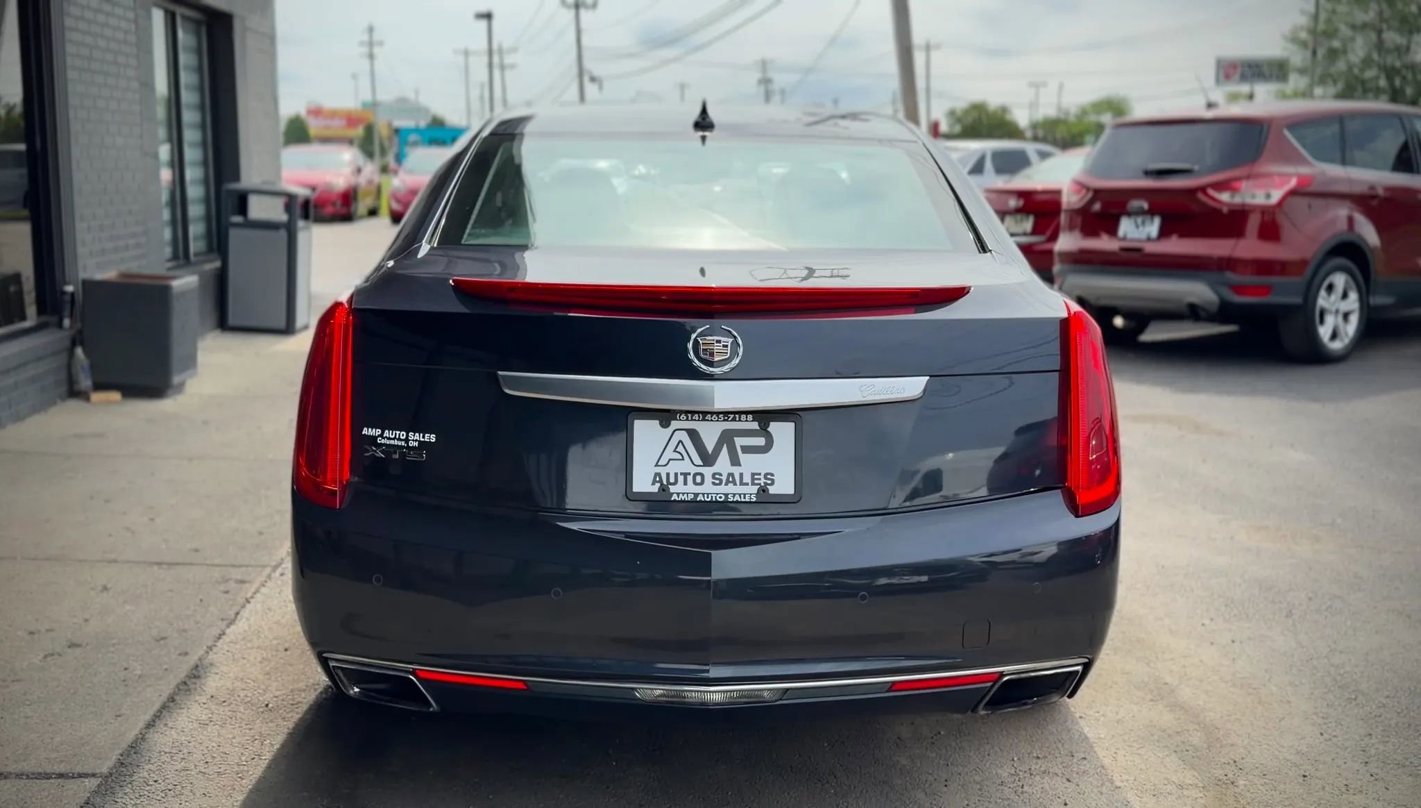 Used 2013 Cadillac XTS Luxury w/ Driver Awareness Package FWD image 3