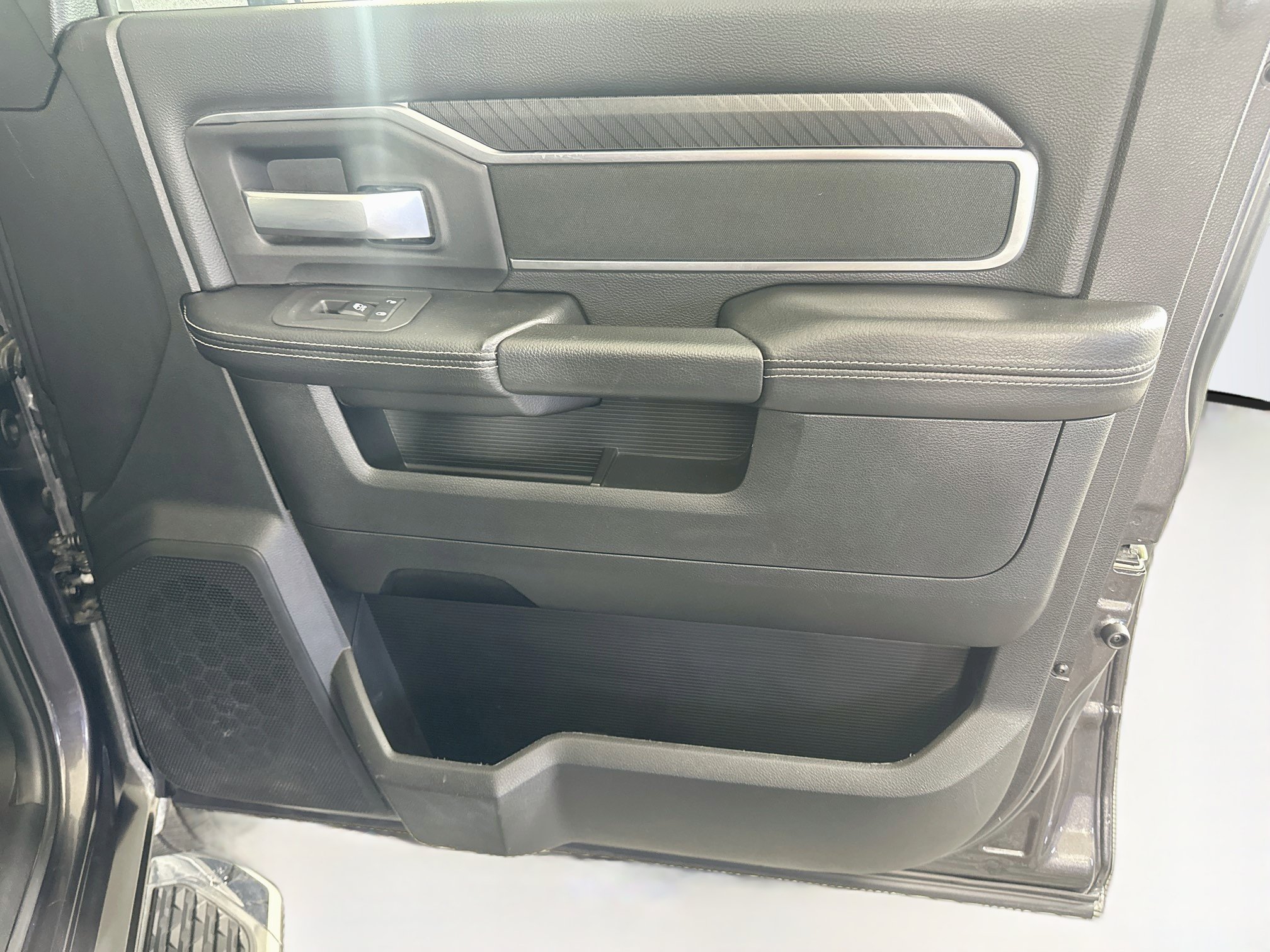 Used 2026 RAM 2500 Big Horn AWD/4WD image 30