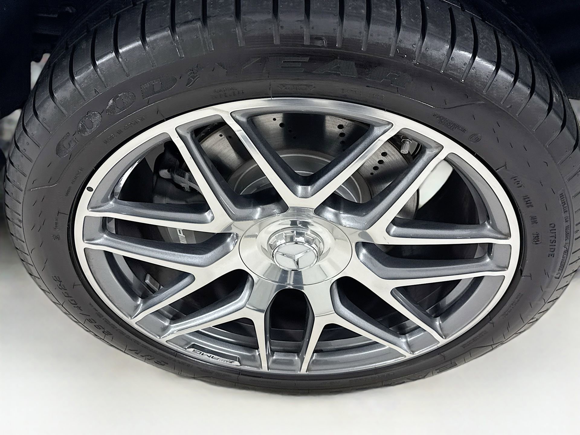 Used 2026 Mercedes-Benz G 63 AMG 4MATIC image 34