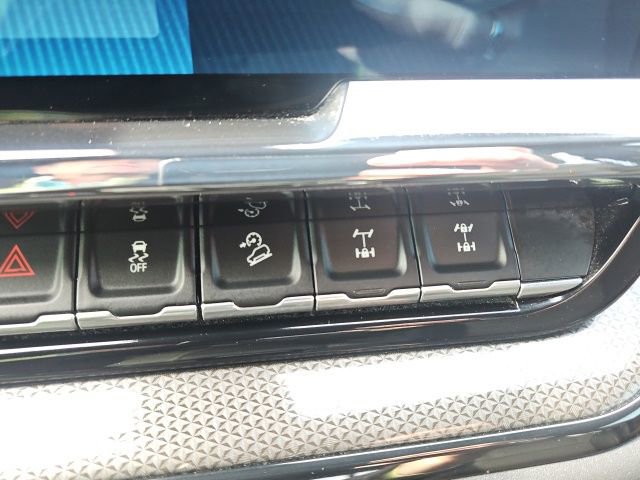 Used 2023 Chevrolet Silverado 1500 ZR2 w/ Technology Package image 42