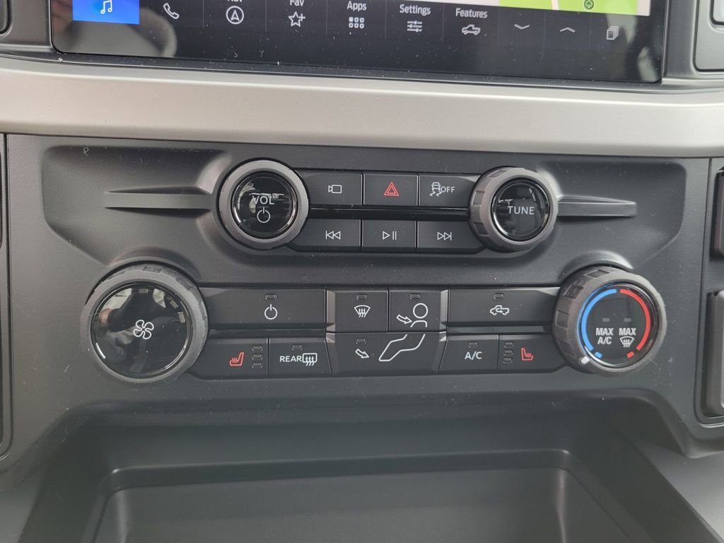 New 2026 Ford F350 4x4 Crew Cab Super Duty image 21