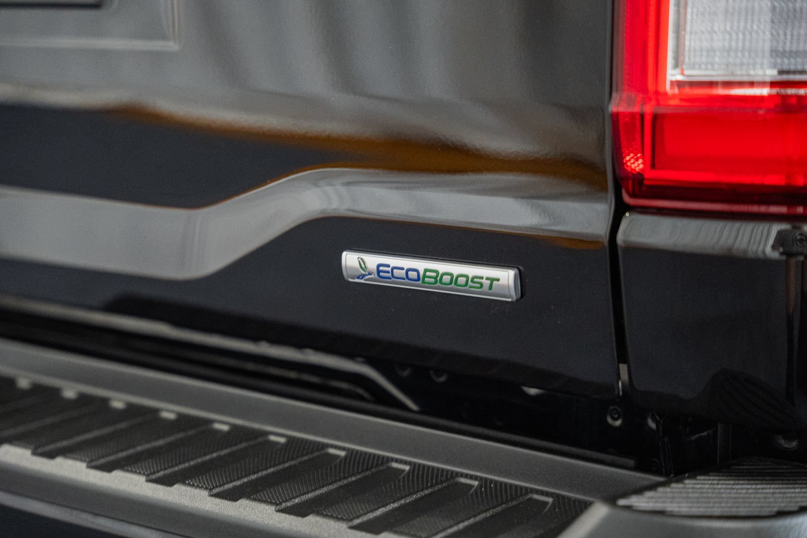 Certified 2023 Ford F150 Lariat w/ Equipment Group 502A High AWD/4WD image 9