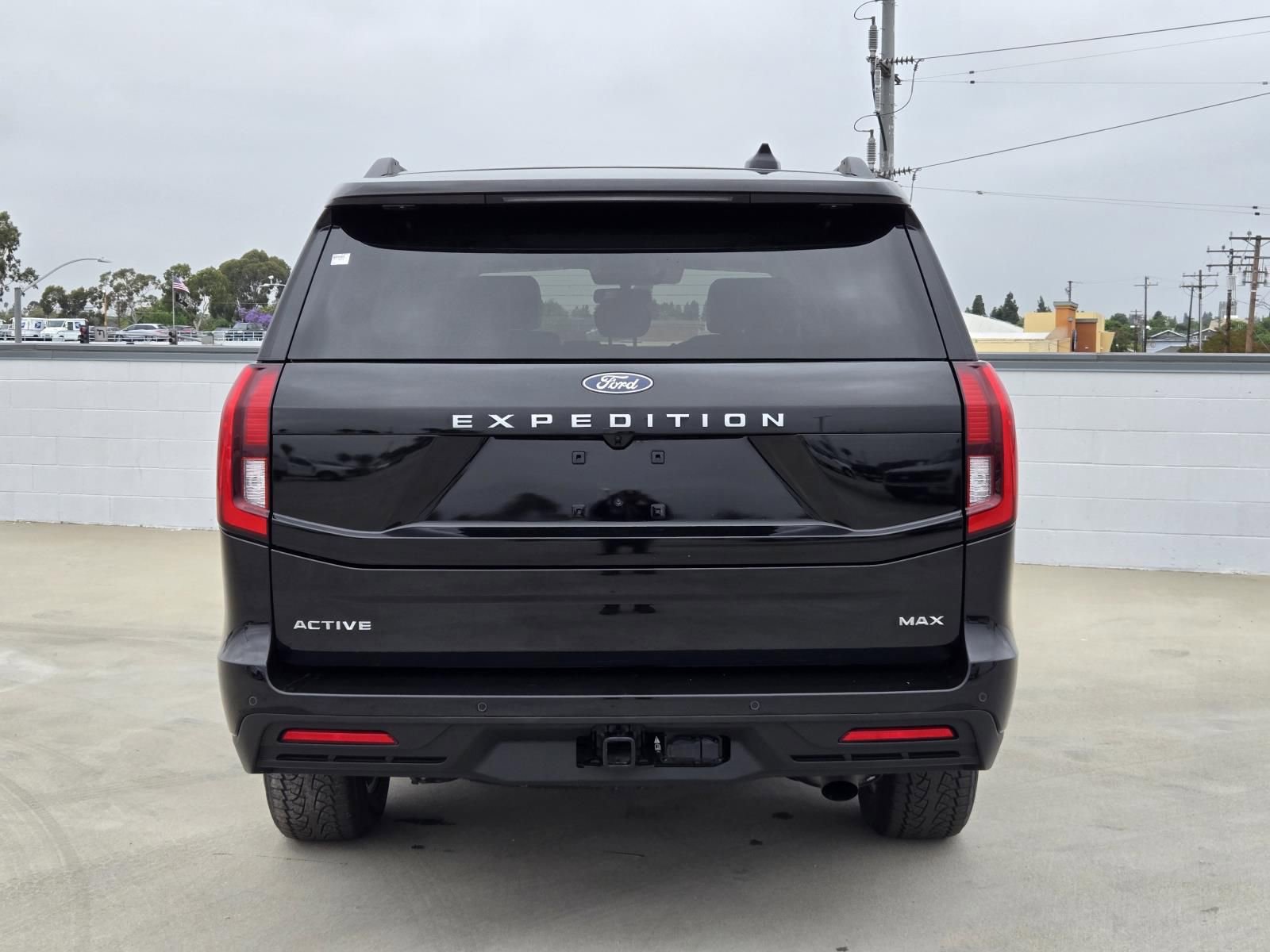 Used 2025 Ford Expedition Max Active AWD/4WD image 5