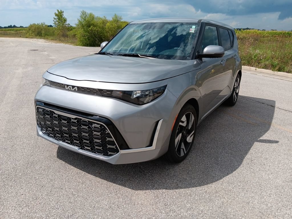 Certified 2024 Kia Soul GT-Line FWD image 6