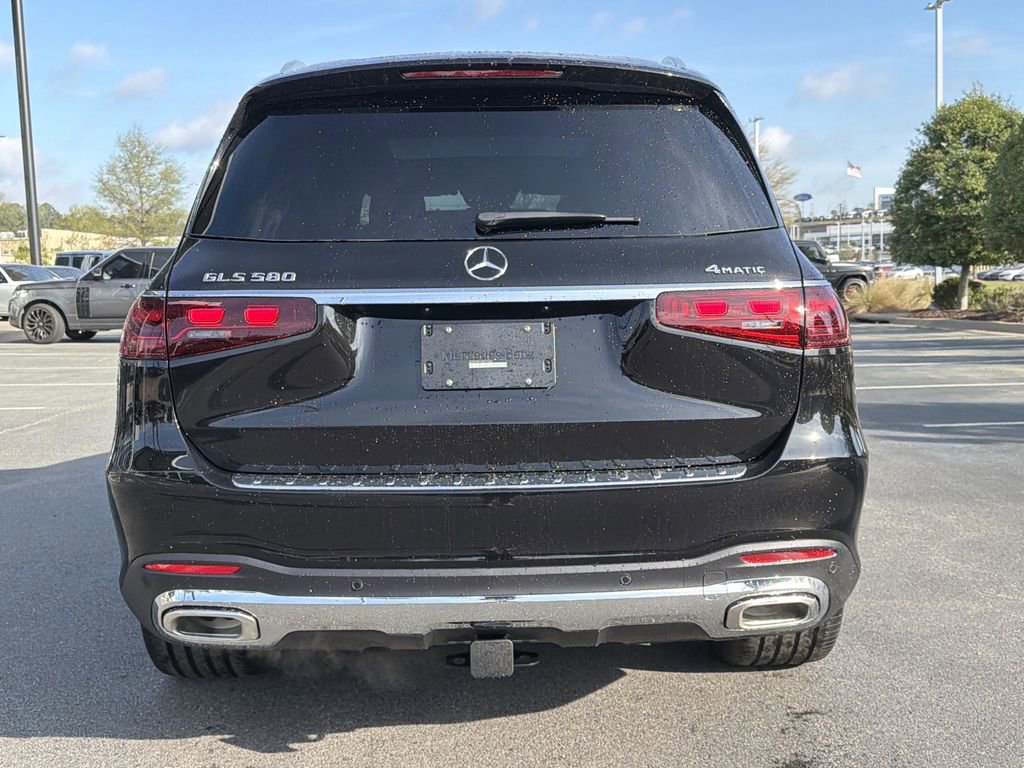 New 2026 Mercedes-Benz GLS 580 4MATIC image 4