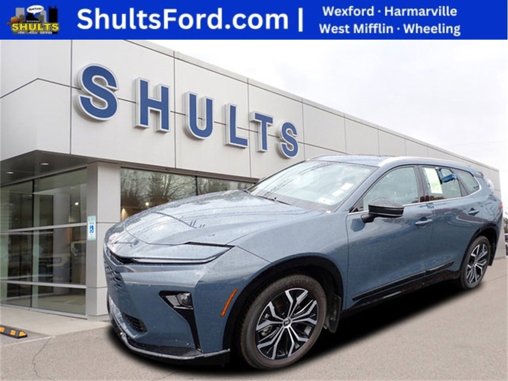 Used 2025 Toyota Crown Signia