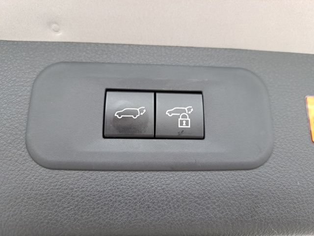 Used 2024 Lexus TX 500h AWD w/ Technology Package image 17