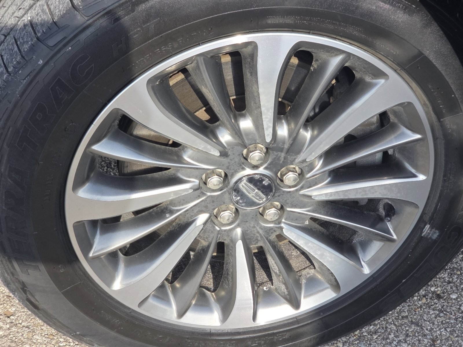 Used 2020 Lincoln Nautilus Premier w/ Equipment Group 101A image 10