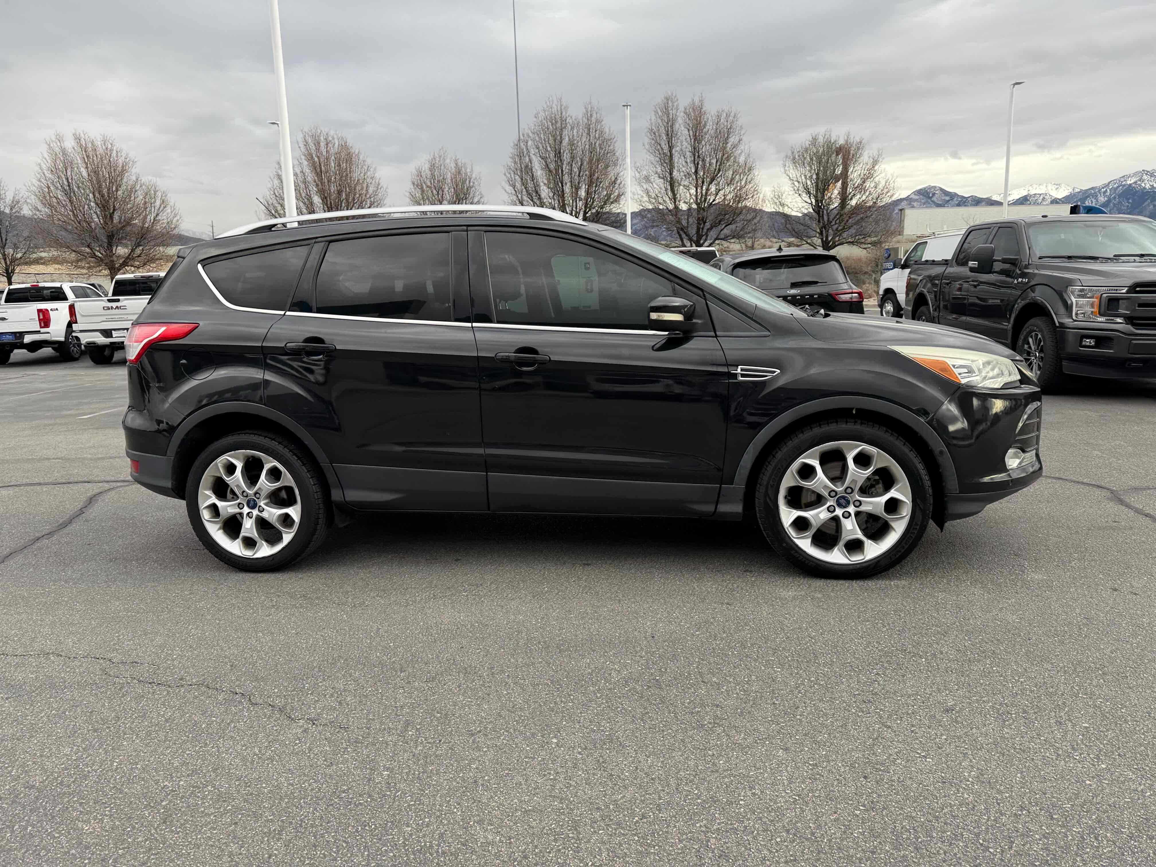 Used 2015 Ford Escape Titanium w/ Equipment Group 301A image 7