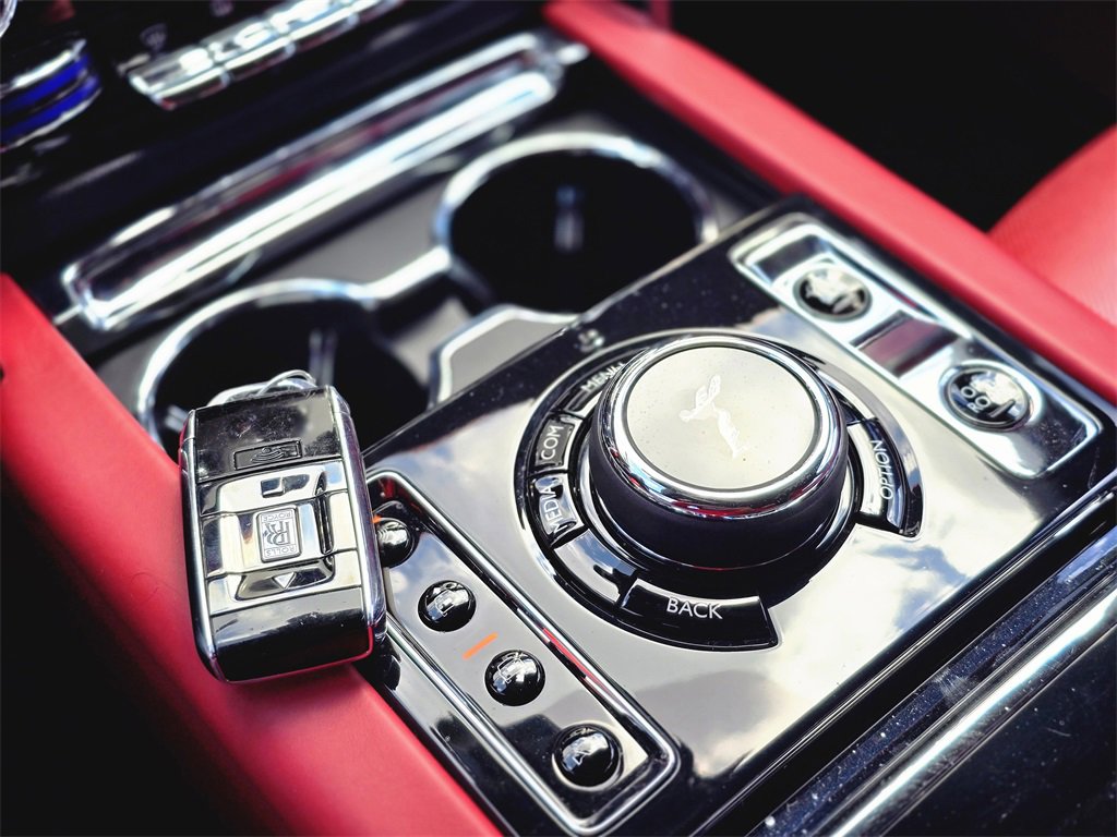 Used 2022 Rolls-Royce Cullinan image 29