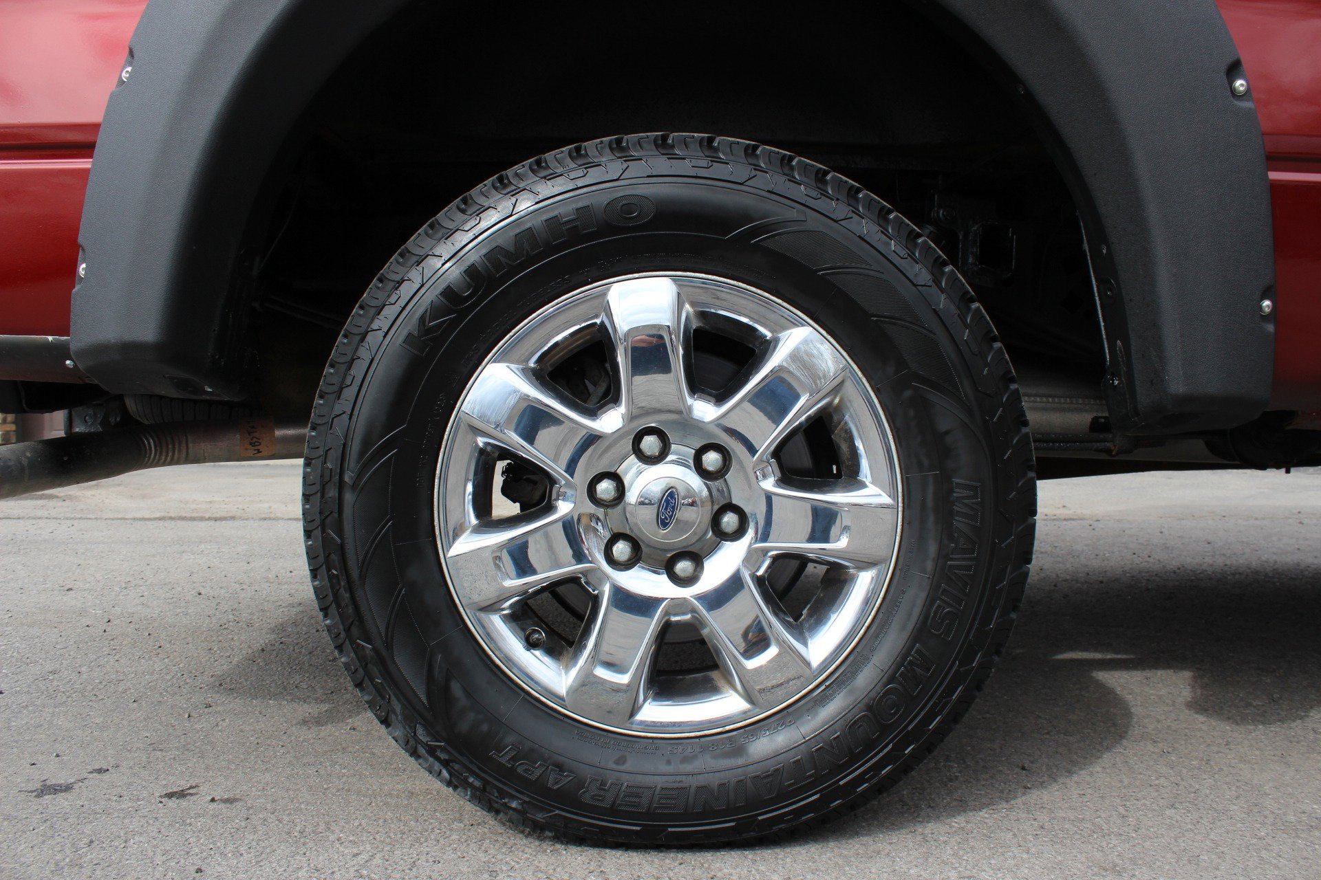 Used 2014 Ford F150 XLT w/ Equipment Group 302A Luxury image 39