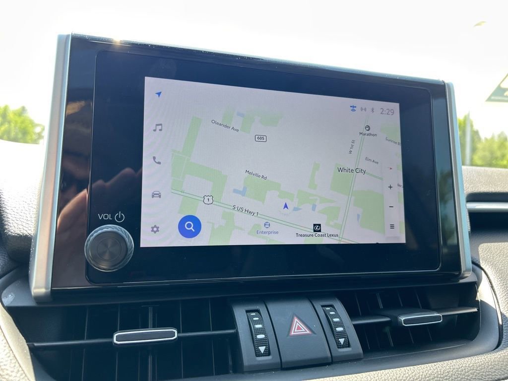 Used 2023 Toyota RAV4 XLE Premium image 28