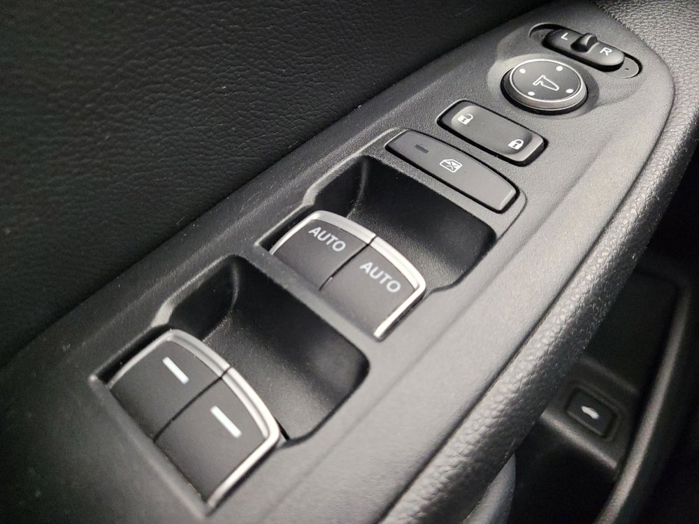 Used 2018 Honda Accord EX image 27