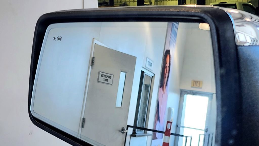 Used 2023 GMC Sierra 1500 Denali w/ Denali Reserve Package image 20