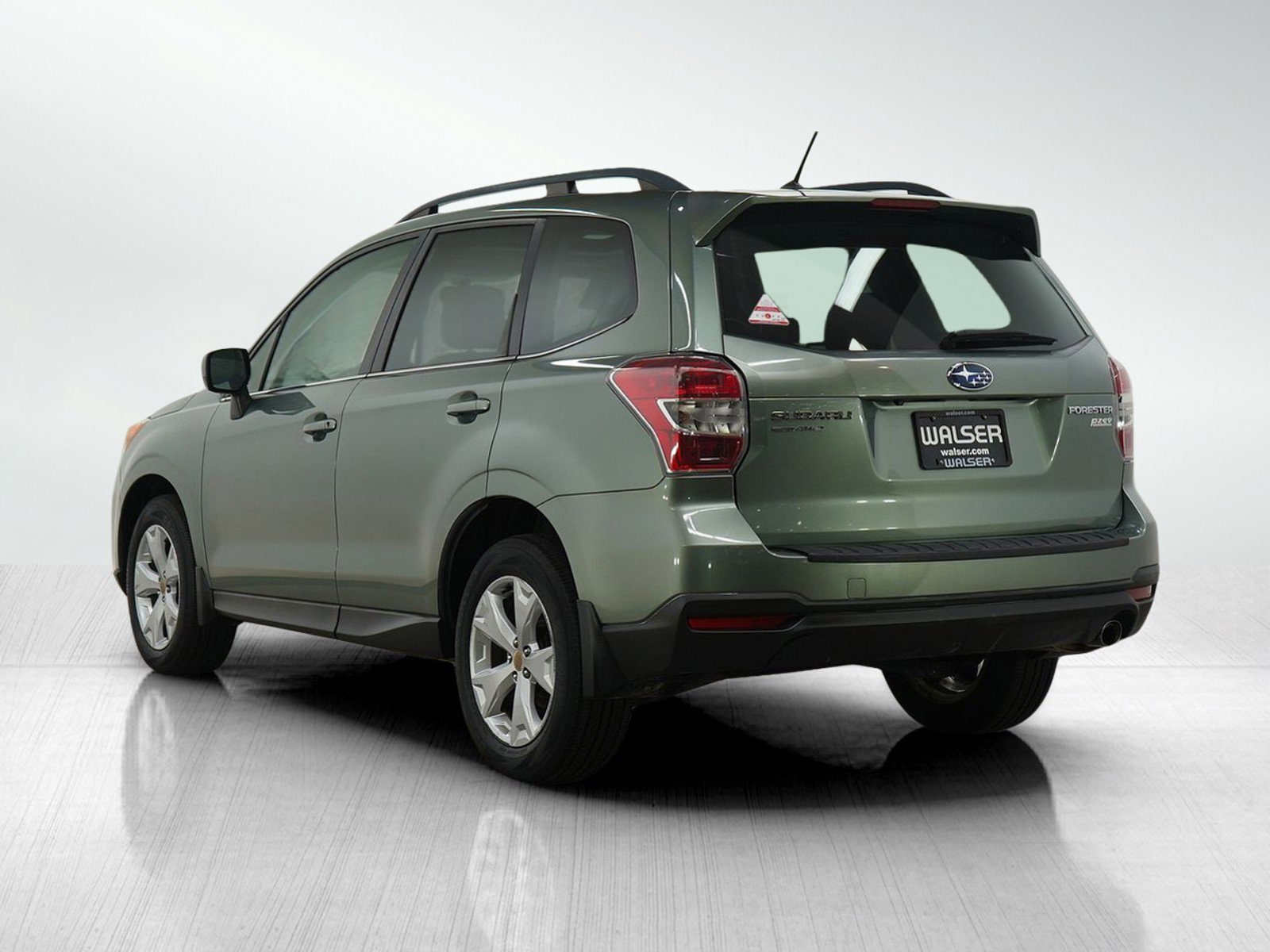 Used 2015 Subaru Forester 2.5i Limited image 3