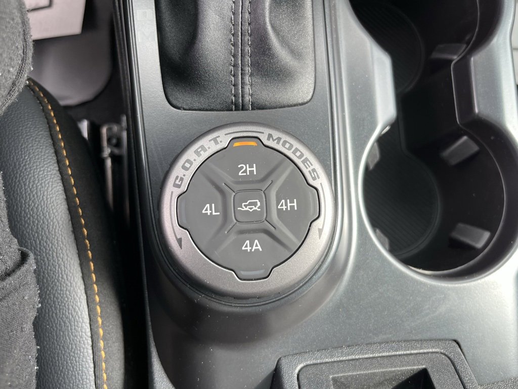 Used 2024 Ford Bronco Badlands image 18