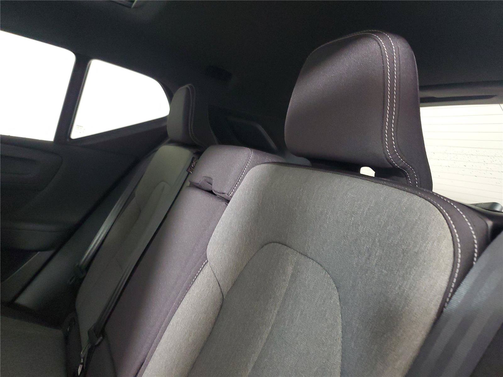 Certified 2026 Volvo XC40 B5 Core AWD/4WD image 13