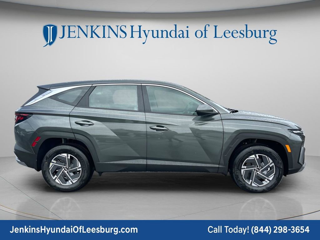 New 2026 Hyundai Tucson Blue SE AWD/4WD image 3