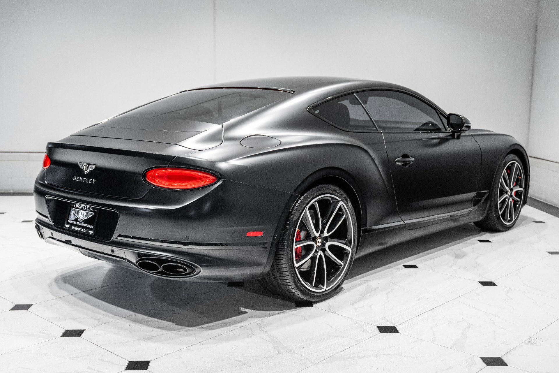 Used 2020 Bentley Continental GT image 11