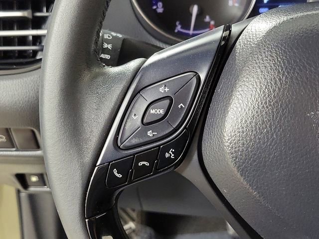 Used 2021 Toyota C-HR XLE FWD image 23