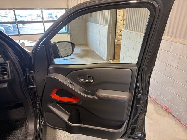 Certified 2022 Nissan Frontier PRO-4X w/ Technology Package image 15