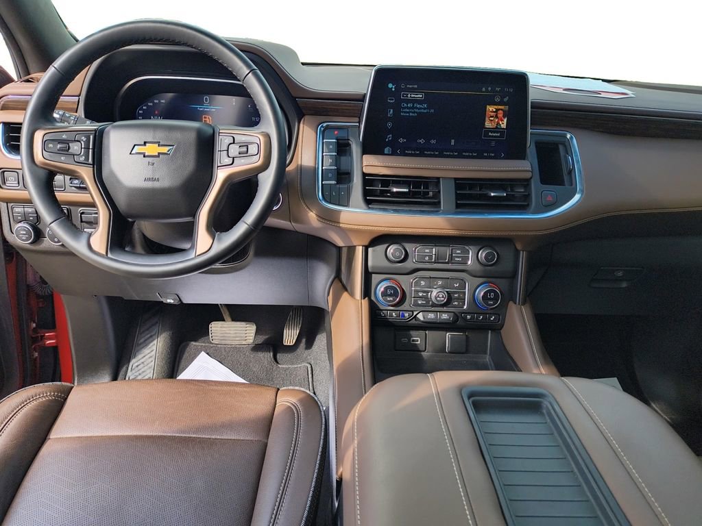 Used 2023 Chevrolet Suburban High Country image 10